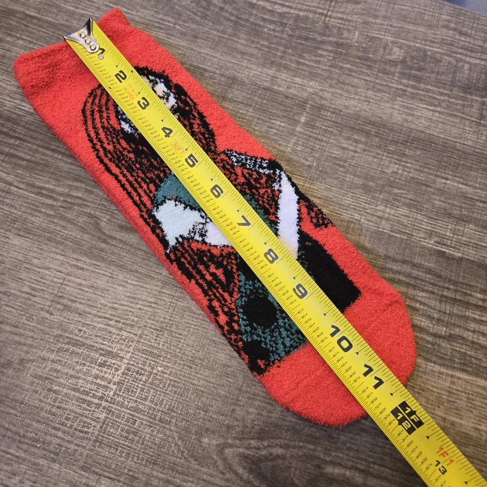 🍒🍒 Sally Claw Fuzzy Socks